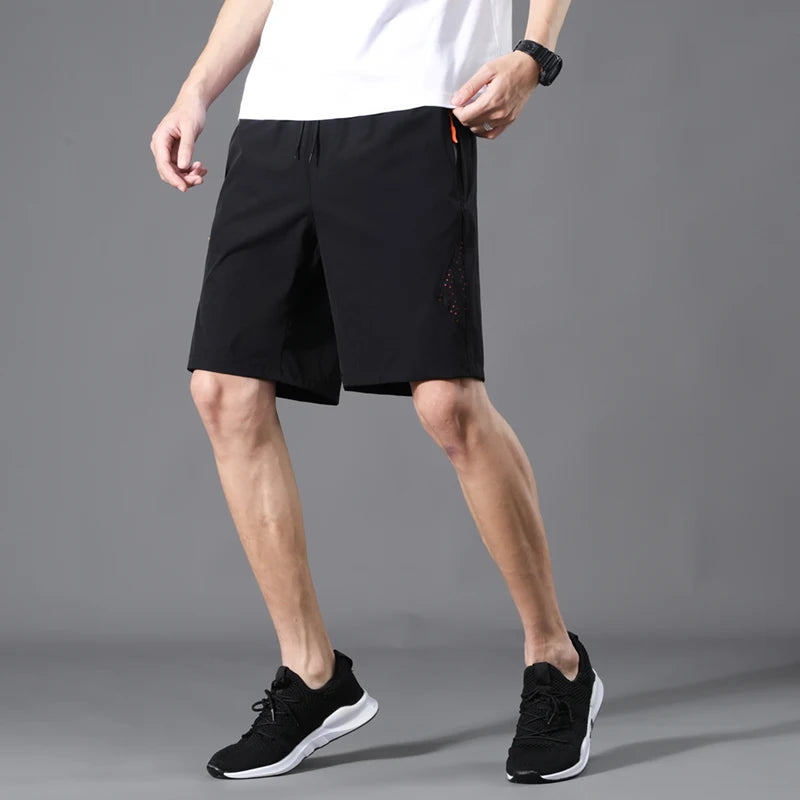 Schwarze Tennisshorts