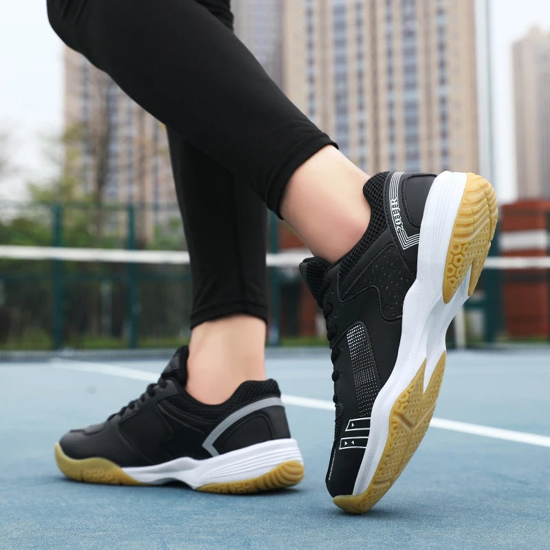 Professionelle Tennisschuhe für Damen und Herren